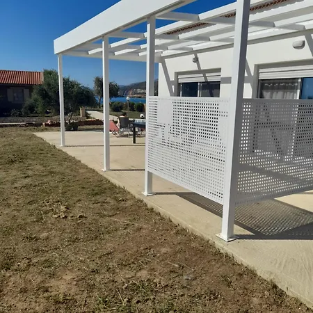 Whte One Bedroom Minia