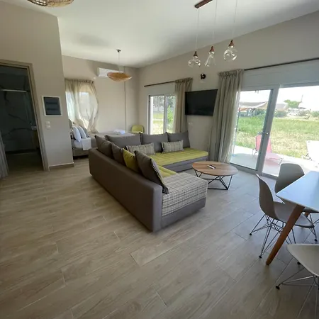 Whte One Bedroom Minia