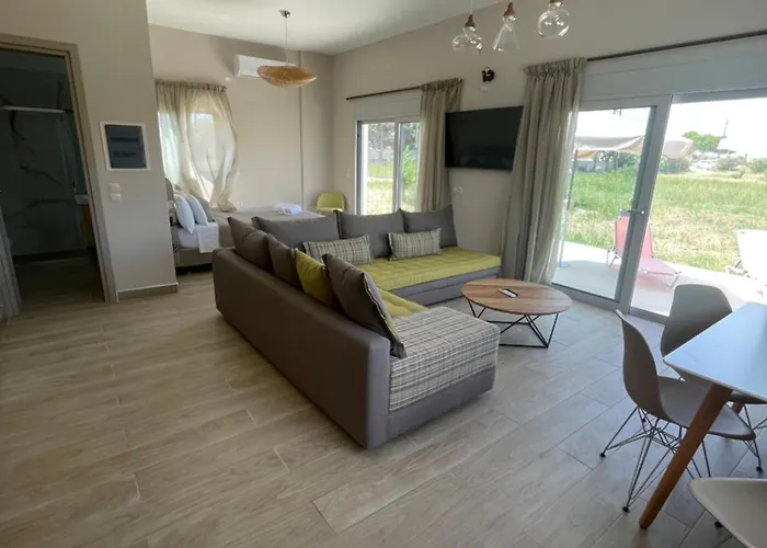 Whte One Bedroom Μηνιά
