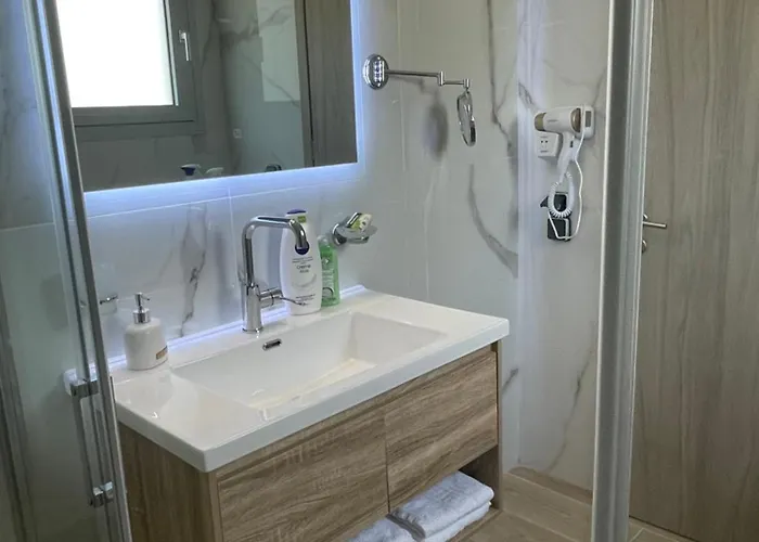 Whte One Bedroom * Μηνιά