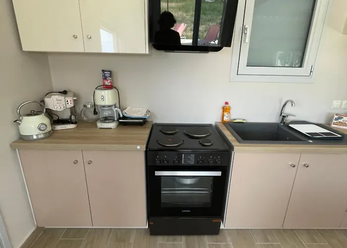 Whte One Bedroom *